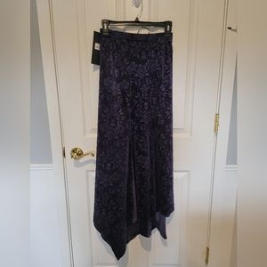 Roses Are Dead Maxi Skirt Plum X-Small